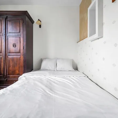 Apartment Fabryka Norblina - Top Location, Aircon, City View - By Rentujemy *
